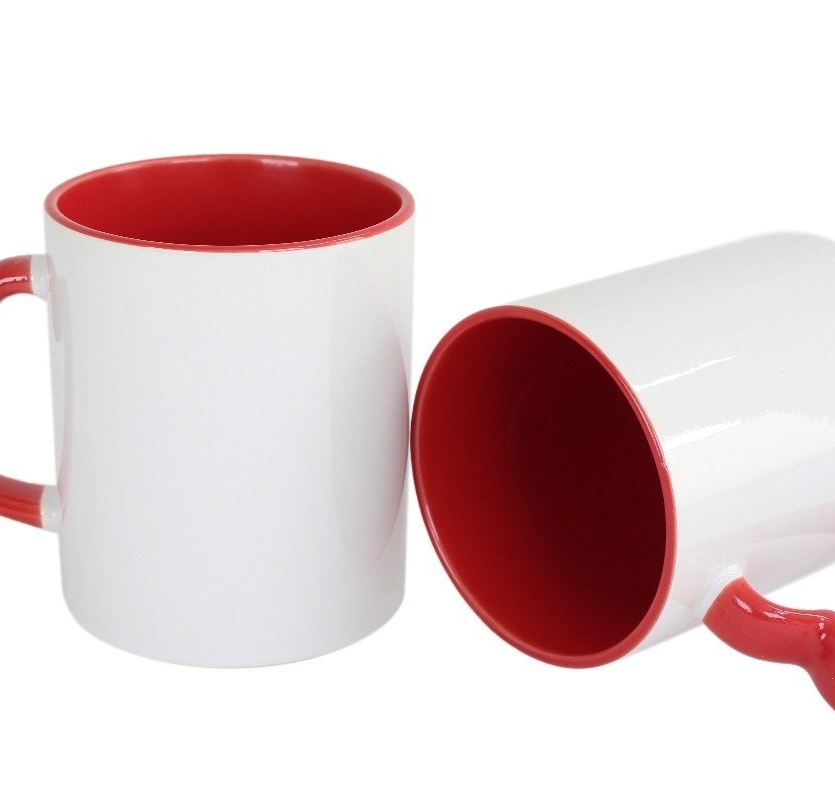 Caneca Porcelana alça de coração vermelha